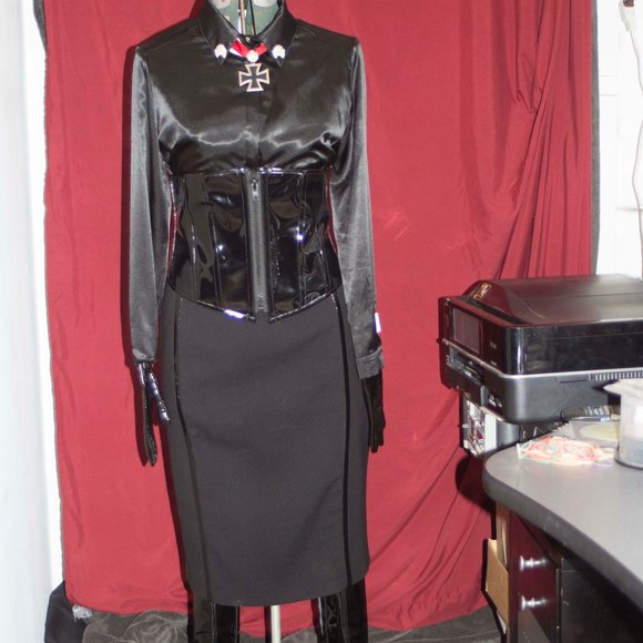 Fetish / Kink / BDSM outfits - (NOT FOR SALE YET) - Picture 2 of 16